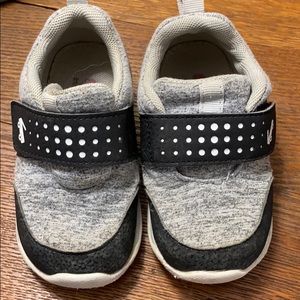 See Kai Run boys tennis shoes